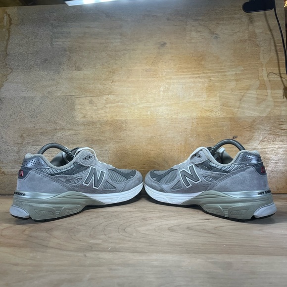 New Balance 990 v3 REFLECTIVE Made In The USA Womens Sz 10 SUEDE Running Shoes - Picture 5 of 8